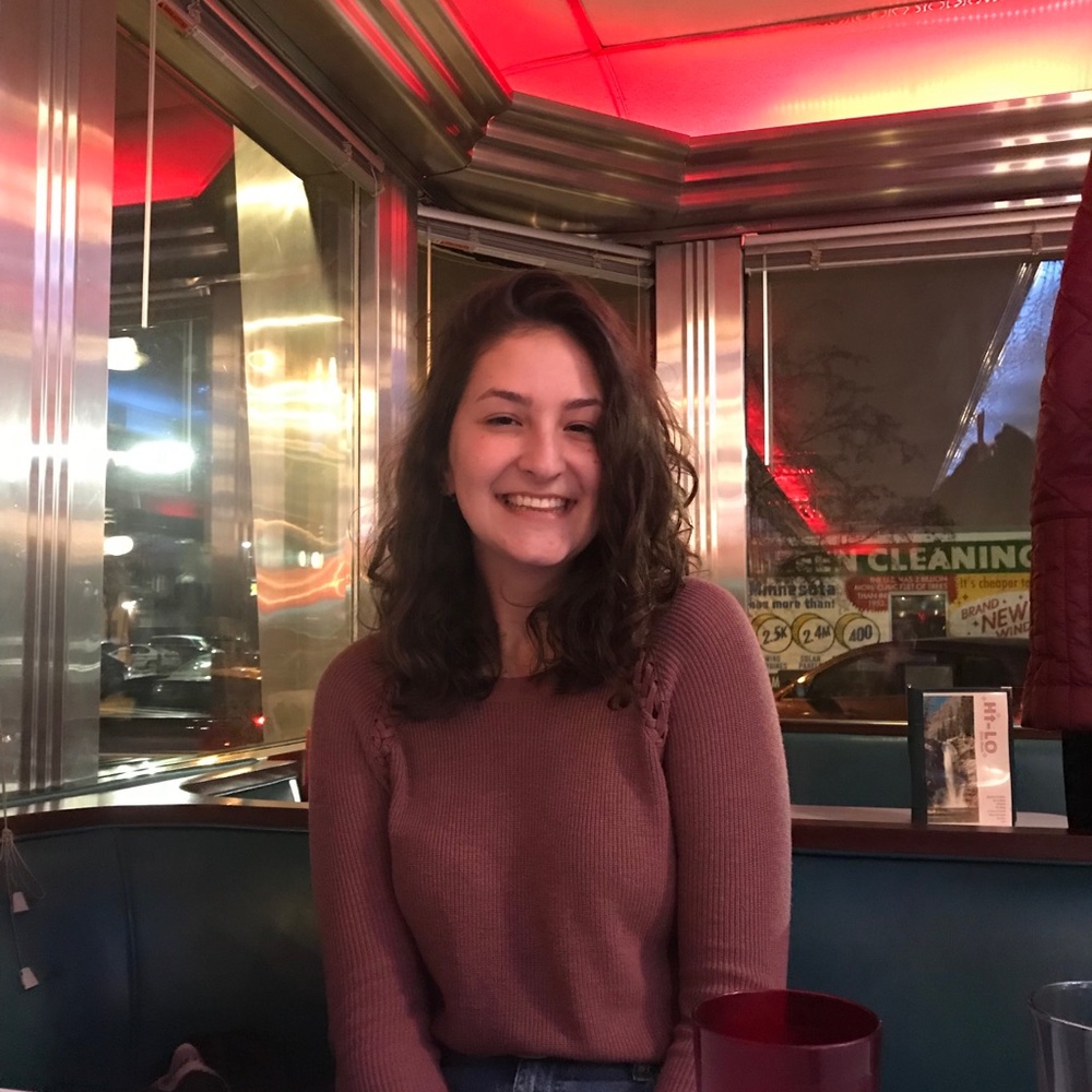 Meet your Posher, Lydia